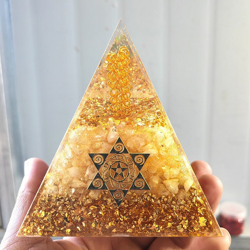 Energy crystal gravel pyramid gathers wealth, increases spiritual energy, home resin drip glue handicraft desktop ornaments